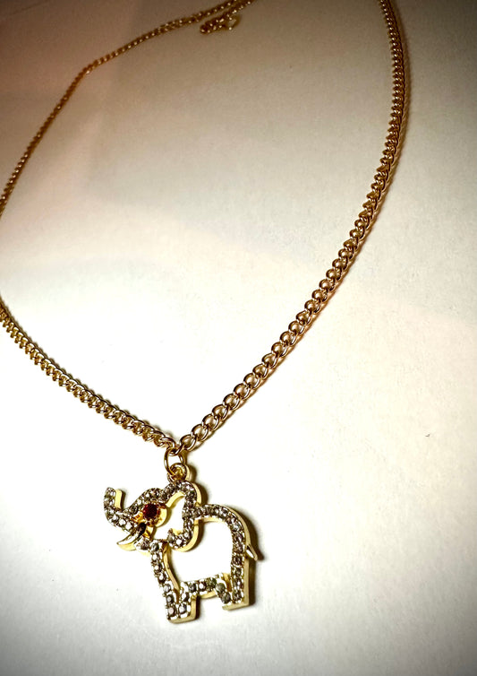 “Simple Gold Elephant” Chain